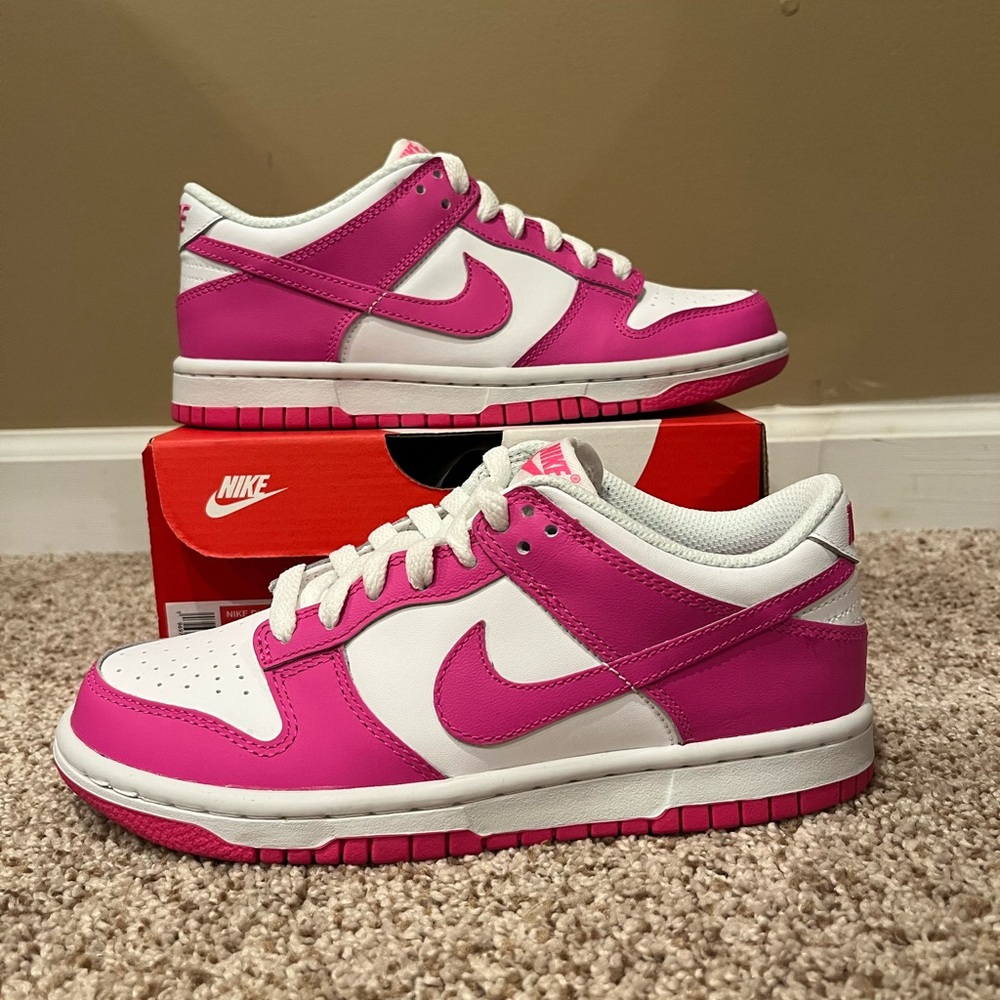 Laser Fuchsia Nike Dunk